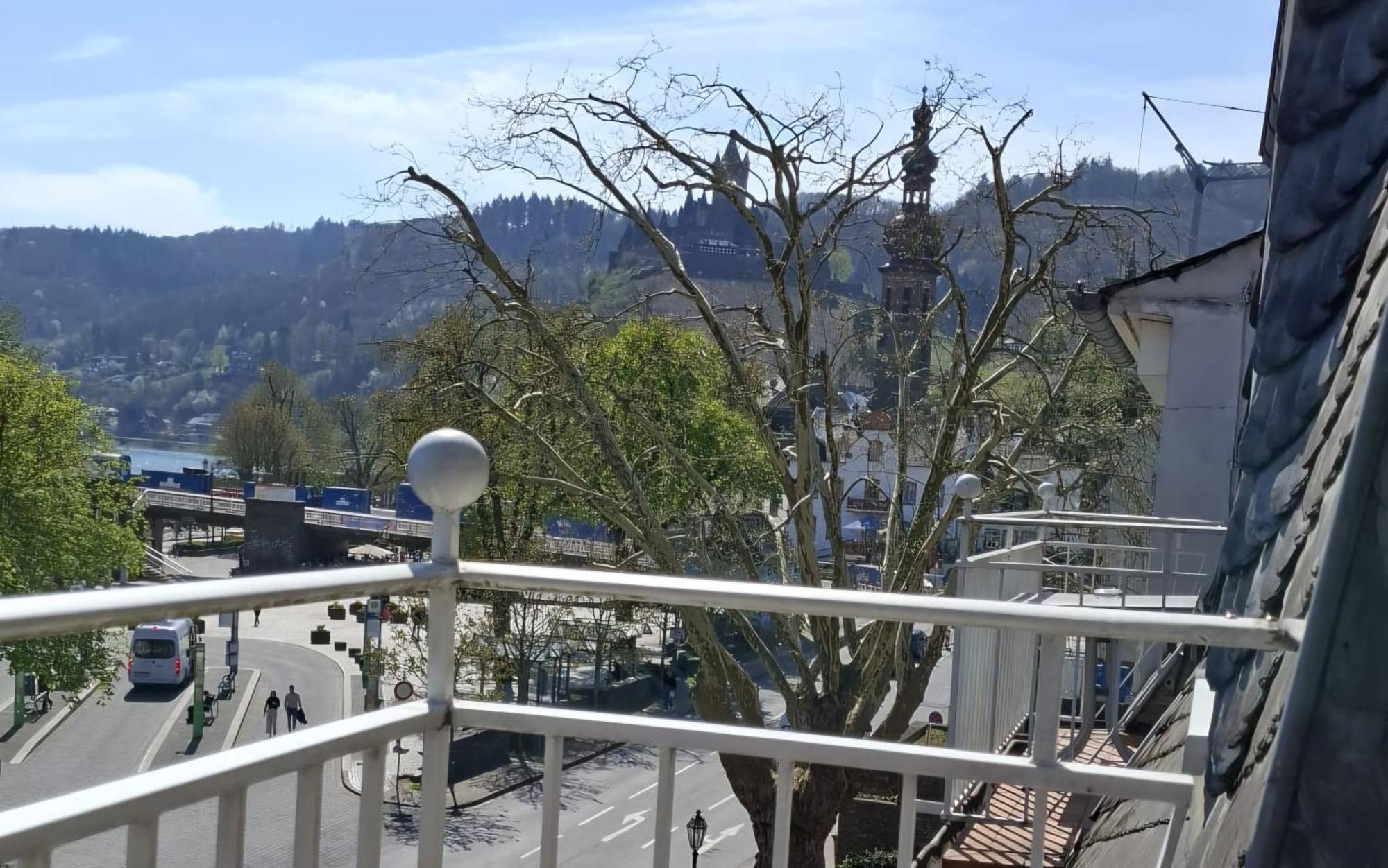 Zum Weingutsmuseum Hotel Cochem Exterior photo